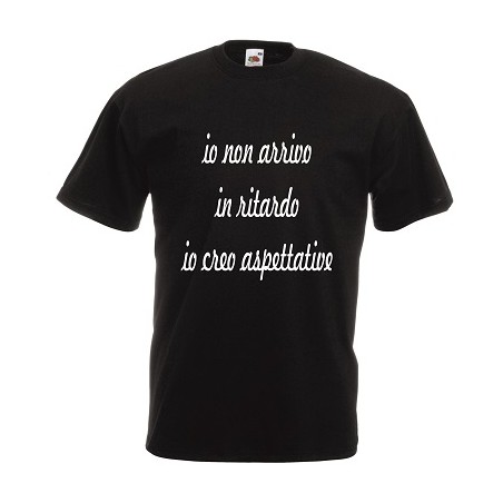t-shirt manica corta con scritta io non arrivo in ritardo