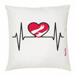 cuscino 40x40 con disegno cuore rosso abbraccio mani battito amore regalo
