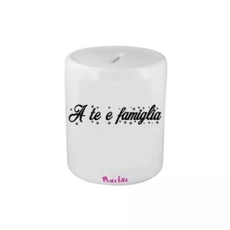 salvadanaio in ceramica scritta a te e famiglia idea regalo natale
