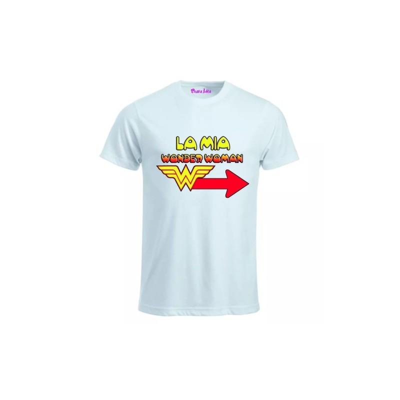 t-shirt bianca uomo scritta la mia wonder woman idea regalo san valentino